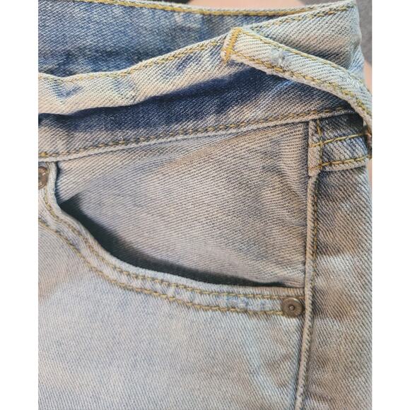 Free People Lace Hem Crochet Cutoff Denim Shorts Women’s 25 Light Wash EUC - Picture 5 of 8